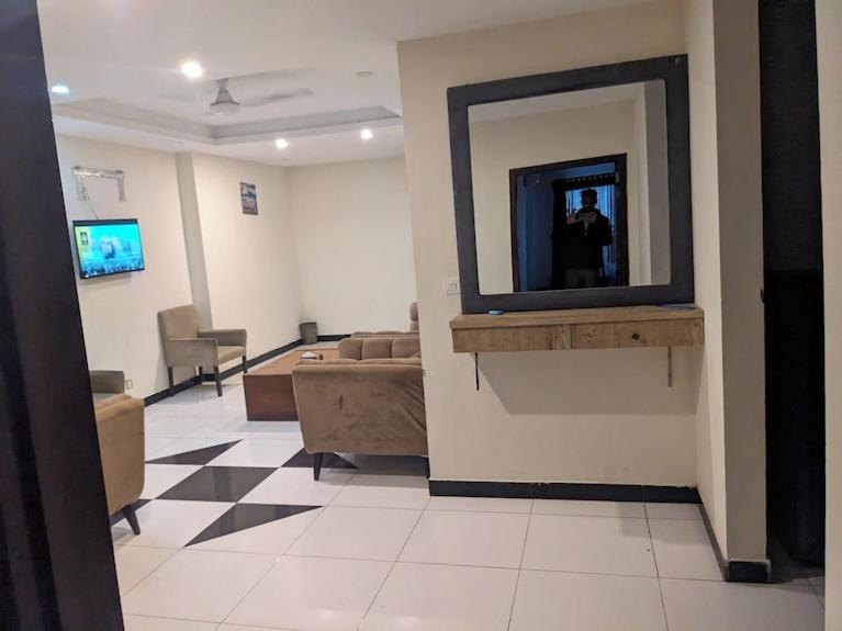 Lavish Hotel Rawalpindi Zewnętrze zdjęcie